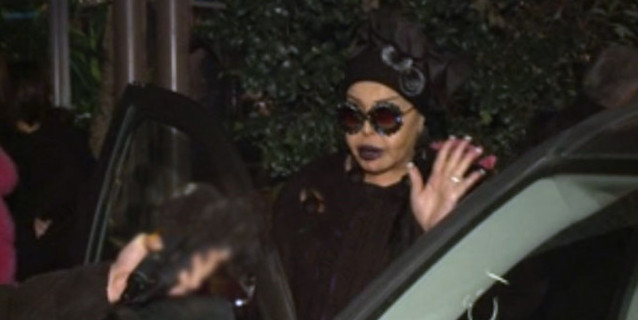 Öfkeden deliye döndü! Bülent Ersoy�a bozuk et yedirdiler