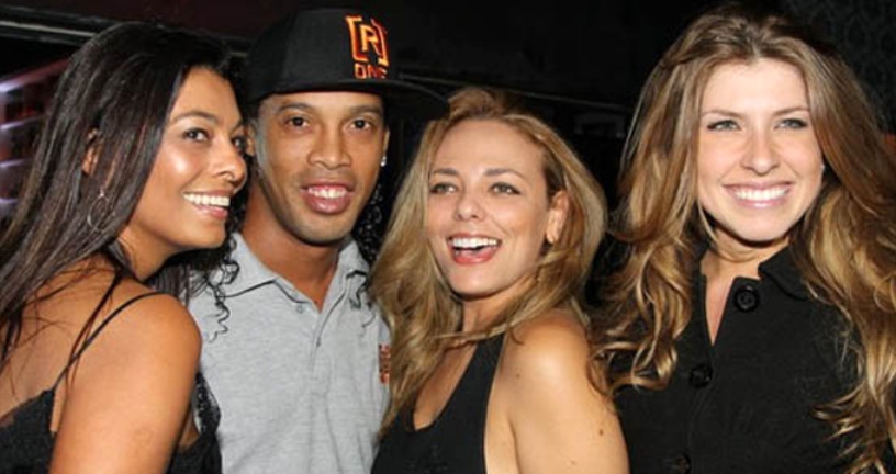 ÐаÑÑинки по запÑоÑÑ Ä°ki kadınla evleniyor! Ronaldinho...