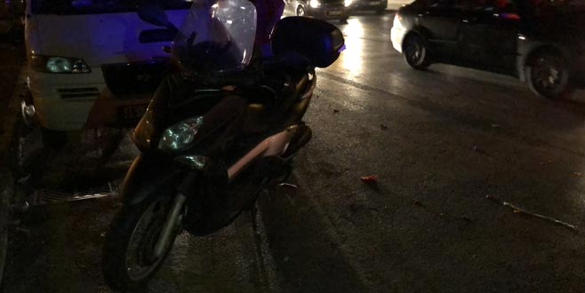 Bursa&#039;dA Motosiklet Kazası  . Bu Akşam Saat 20.00 Sularında Bursa Ankara Otoyolu Üzerinde Bulunan Mudanya Kavşağı.