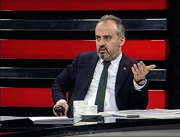 1.-yazi-icin-buyuksehir-belediye-baskani-alinur-aktas-014.jpg