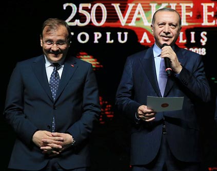1.-yazi-icin-cumhurbaskani-recep-tayyip-erdogan-ve-hakan-cavusoglu.jpg