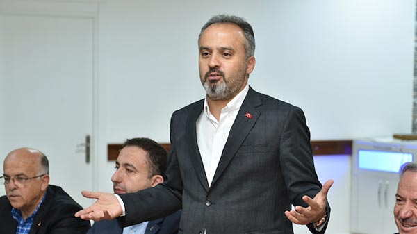 2.-yazi-icin-buyuksehir-belediye-baskani-alinur-aktas-001.jpg