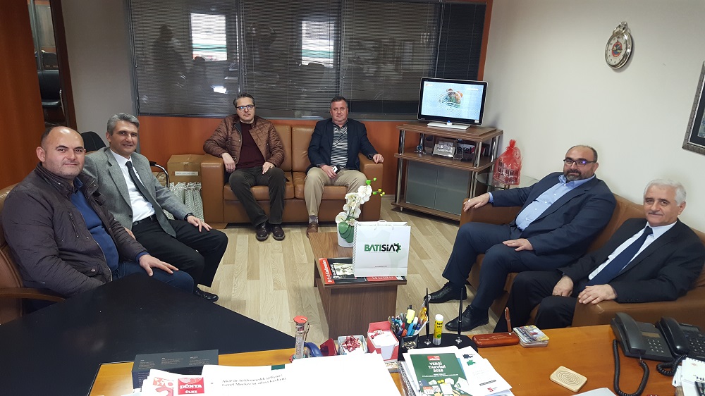 3.-yazi-icin-batisiad-baskani-ahmet-er-ve-yonetim-kurulu.jpg