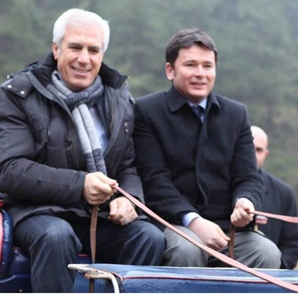 3.-yazi-icin-chp-buyuksehir-adayi-mustafa-bozbey-ve-bursa-milletvekili-erkan-aydin.jpg