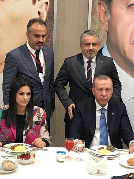 3.-yazi-icin-cumhurbaskani-recep-tayyip-erdogan,-ak-parti-il-baskani-ayhan-salman,-buyuksehir-belediye-baskani-alinur-aktas.jpg