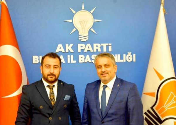 4.-yazi-icin-ak-parti-il-baskani-ayhan-salman-ve-tanitim-medya-baskani-sinan-kahraman.jpg