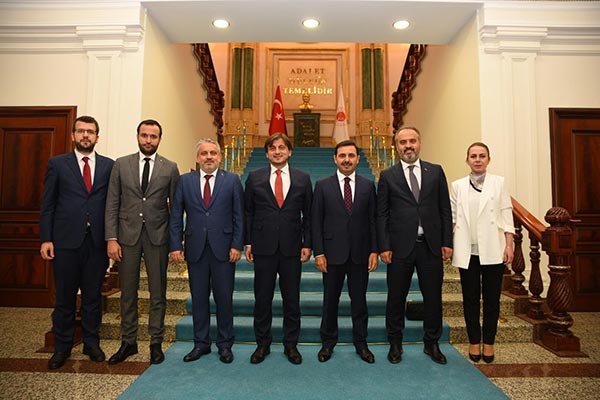 4.-yazi-icin-ayhan-salman,-alinur-aktas,-gulten-kapicioglu,-tarik-kose,-ahmet-yildiz,-zekeriyla-birkan,-ugurhan-kus.jpg