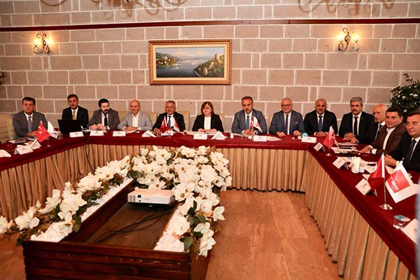 4.-yazi-icin-belediyeler-birligi-encumen-toplantisi.jpg