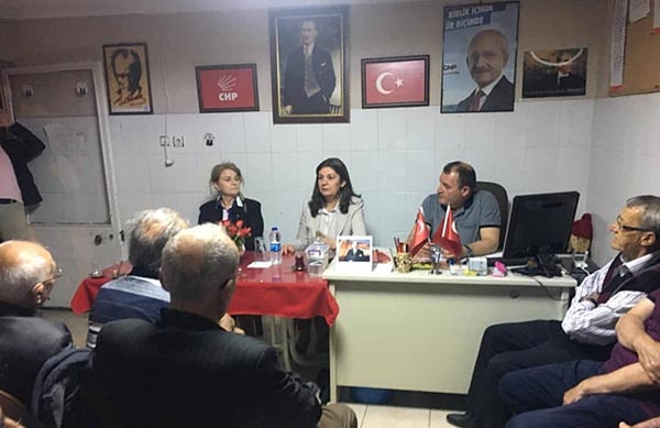 4.-yazi-icin-chp-genel-baskan-yardimcisbi-lale-karabiyik-altiparmak-catalfirin-mahalle-temsilciligi.jpg