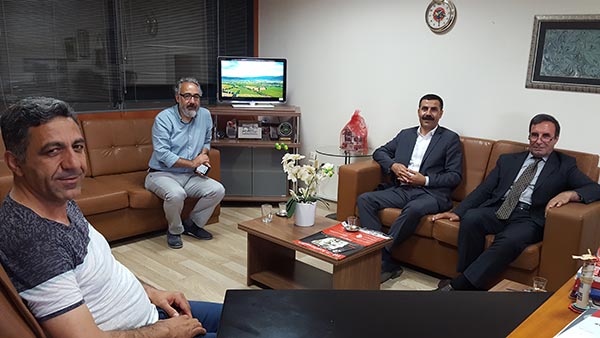 4.-yazi-icin-hdp-adaylari-mehmet-emin-adiyaman-ve-adnan-sahien-ile-hdp-il-baskani-yuksel-akgun-ve-resul-baykara.jpg