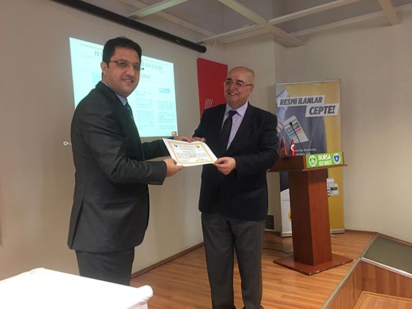 5.-yazi-icin-basin-ilan-kurumu-muduru-osman-basegmez-ile-birlikte-gazetecilik-semineri-sertifika.jpeg