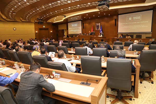 5.-yazi-icin-buyuksehir-belediye-meclisi-toplantisi.jpg