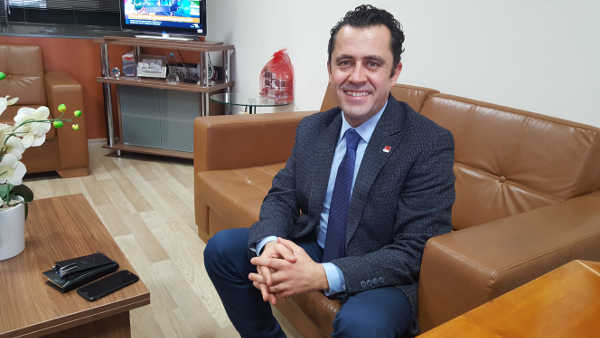 5.-yazi-icin-chp-nilufer-ilce-baskani-adayi-erman-aydingun.jpg
