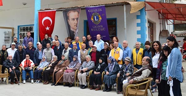 5.-yazi-icin-huzurevi-yaslilar-gemlikte-ozel-gun,-gemlik-lions,-huzurevleri-vakfi-.jpg