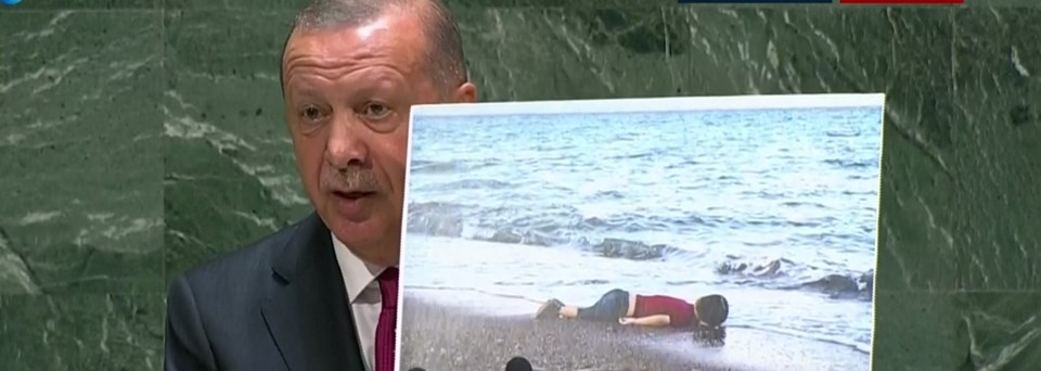 erdogan-aylan-bebek.jpg