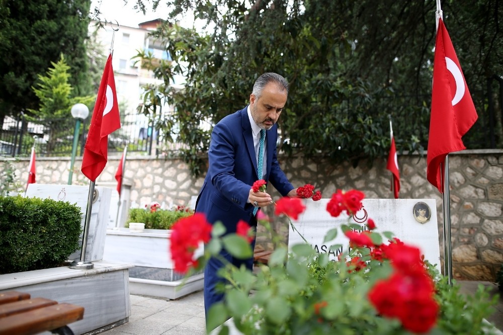 Bursa Büyükşehir Belediye Başkanı Alinur Aktaş