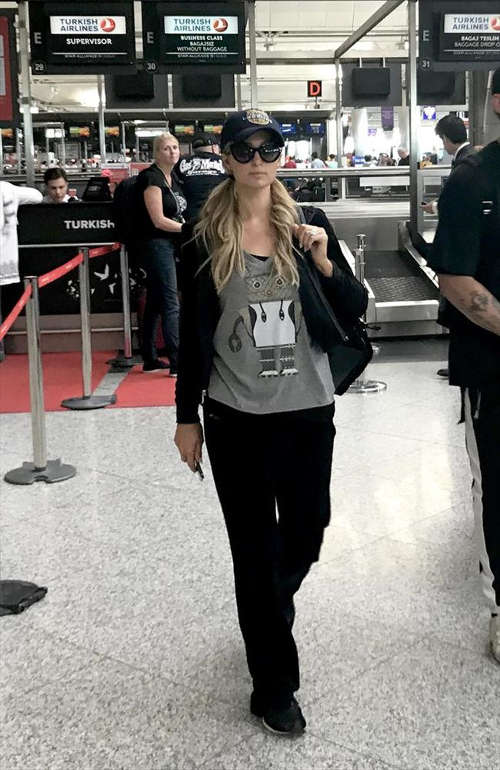 paris-hilton-01.jpg