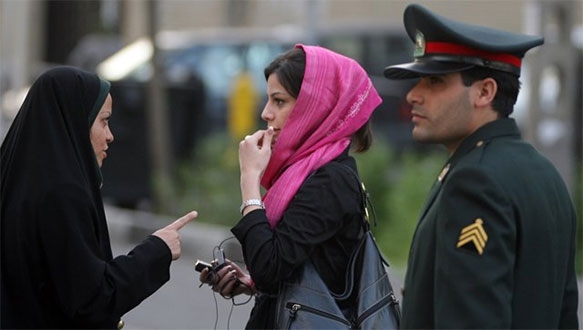 İran`da kadınlara garip yasak
