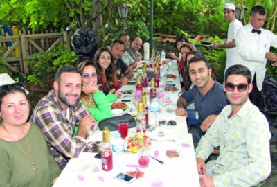 Kahkaha öncesi İskender molası