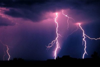 İnegöl`de yıldırım faciası