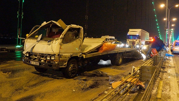 Bursadan İstanbul`a eşya taşıyordu