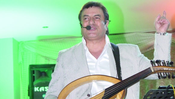 `Çakma sanatçılardan şikayetim var!` `Çakma sanatçılardan şikayetim var!`