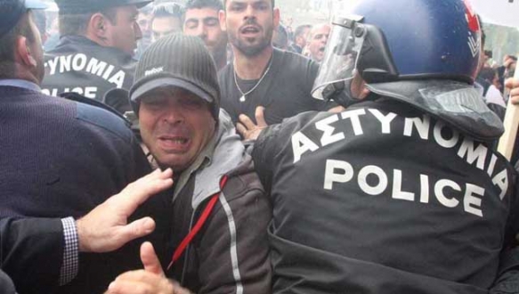 Ada`da futbolcu transferi krizi