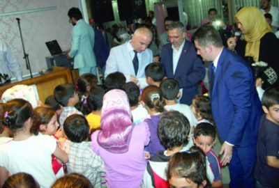 Suriyeli çocuklara bayramlık