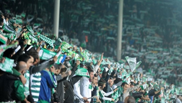 Siyah-beyazlı taraftarlar alınmayacak Siyah-beyazlı taraftarlar alınmayacak