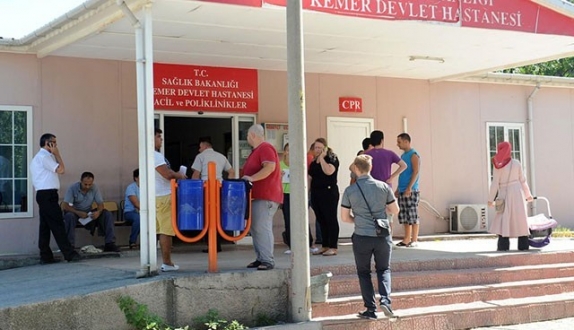 Havuza klor yerine asit döktüler