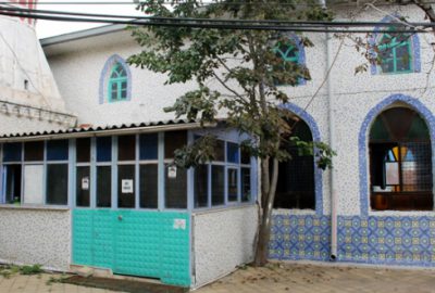 Cenaze namazı kıldıracak imam bulamayınca çıldırdılar