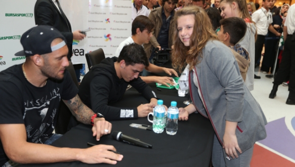 Susun konuşmayın! Susun konuşmayın!