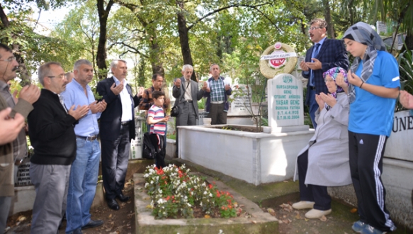 Amigo Yaşar dualarla anıldı Amigo Yaşar dualarla anıldı