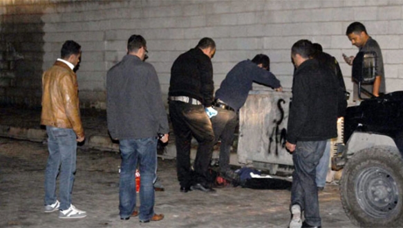 Suriyelilerin çöpe attığı çantadan tüfek çıktı