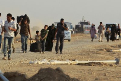 Suriyelilere sınırı kapattı