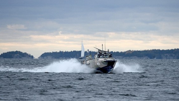 İsveç`te yabancı denizaltı alarmı İsveç`te yabancı denizaltı alarmı
