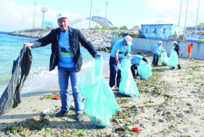 Denizden balıktan başka her şey çıktı