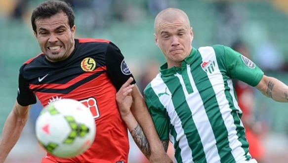 Timsah yazık etti! Timsah yazık etti!