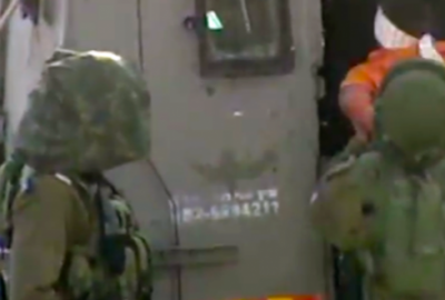 Engelli çocuğa kelepçe