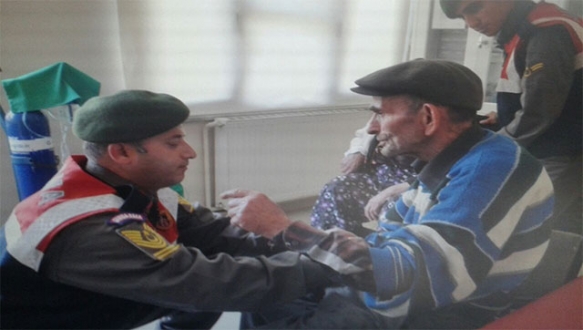 Jandarmadan yaşlı çifte müthiş yardım eli