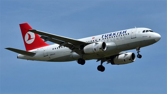 THY uçağı yakıt kritiğine girdi ve… THY uçağı yakıt kritiğine girdi ve…