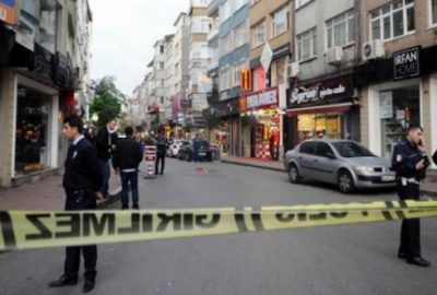 Polise satırlı saldırı