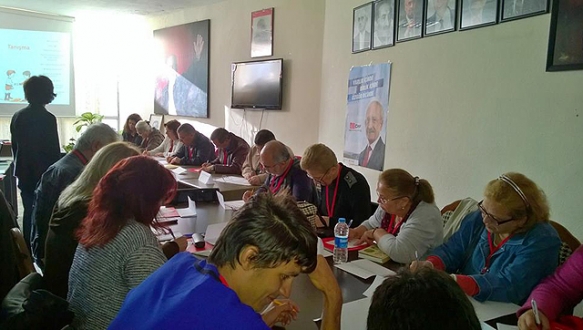 CHP`den üyelere ÜTSE Eğitimi