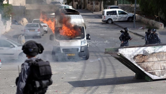 Doğu Kudüs`te şiddetli çatışma Doğu Kudüs`te şiddetli çatışma
