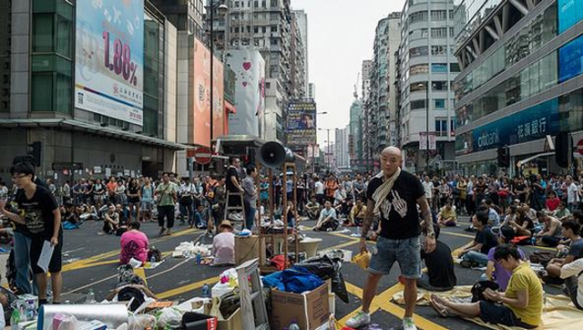 Hong Kong Pekin`e karşı Hong Kong Pekin`e karşı
