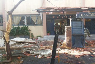 Okula bombalı saldırı