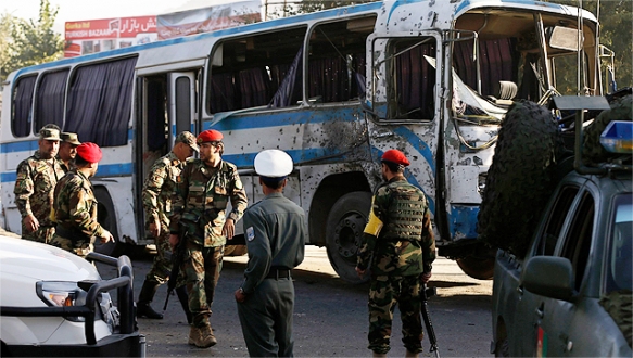 Bakanlık personeli servisine saldırı