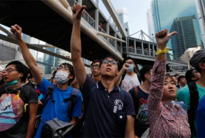 Çin hem Batı`yı hem de göstericileri uyardı