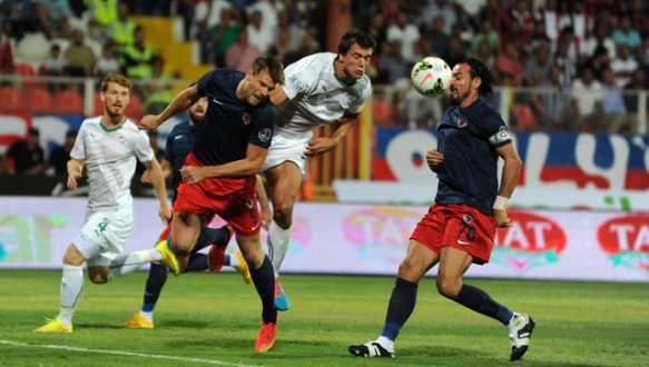 Futbol güzel puan yetersiz Futbol güzel puan yetersiz