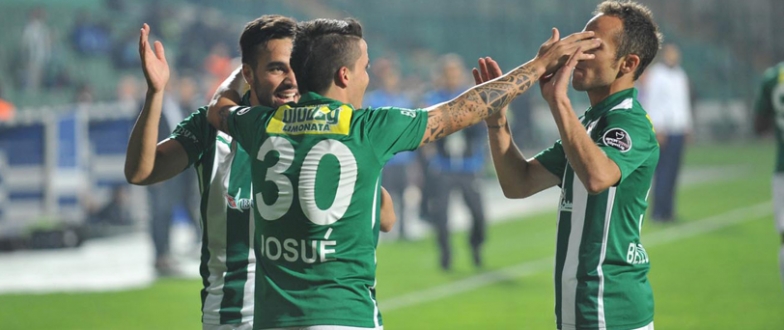 Bursaspor evinde galibiyetle tanıştı Bursaspor evinde galibiyetle tanıştı